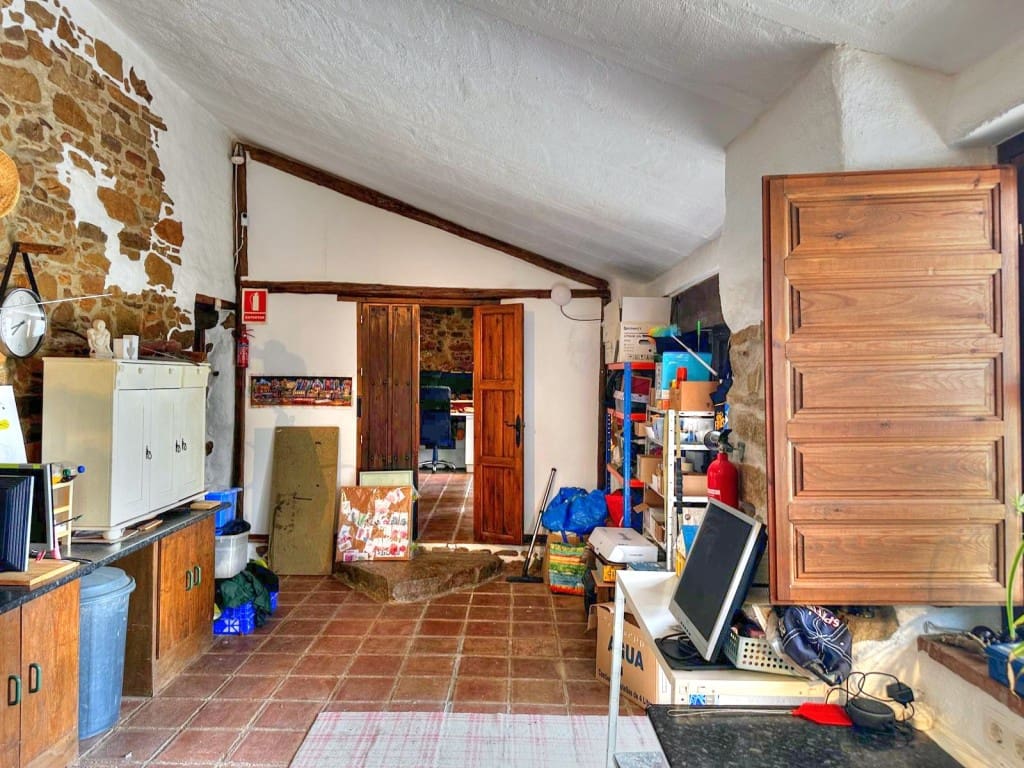 8 sypialnia Finka/Dom wiejski na sprzedaż w Riogordo z basenem - 850 000 € (Ref: 8546858)