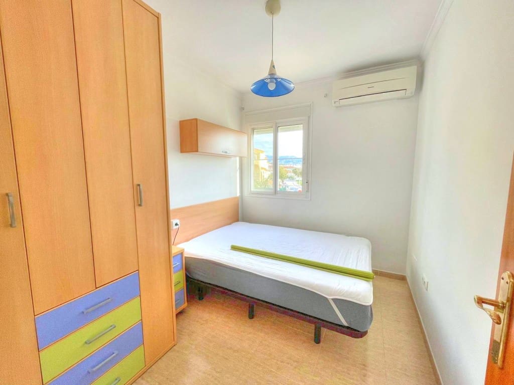 Maison de Ville de 3 chambres à louer à Almayate avec piscine - 1 200 € (Ref: 8668009)