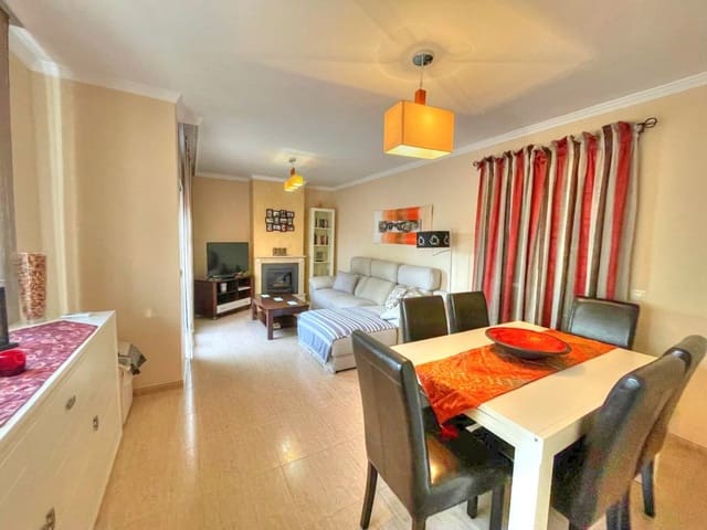 Maison de Ville de 3 chambres à louer à Almayate, Vélez-Málaga avec piscine - 1 200 € (Ref: 8668009)