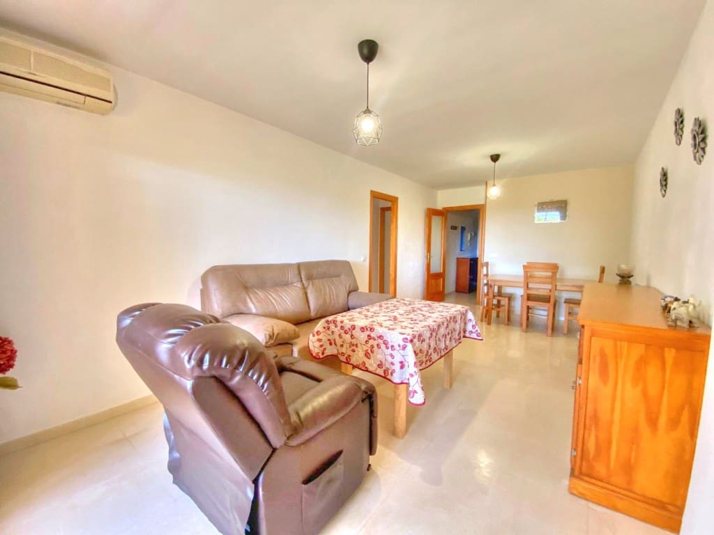 2 makuuhuone Asunto vuokrattavana paikassa Benajarafe mukana uima-altaan - 950 € (Ref: 8697878)