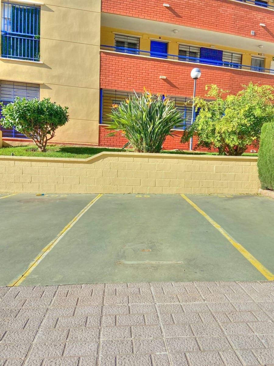 2 makuuhuone Asunto vuokrattavana paikassa Benajarafe mukana uima-altaan - 950 € (Ref: 8697878)