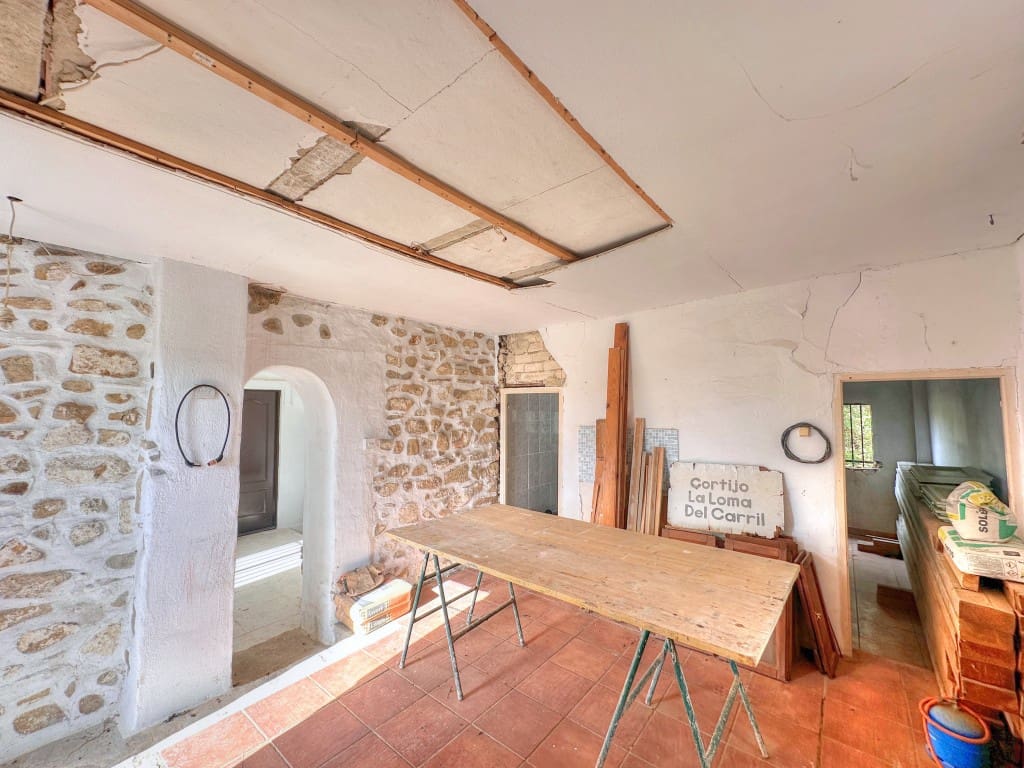 4 soveværelse Finca/Landehus til salg i Antequera - € 295.000 (Ref: 8727393)
