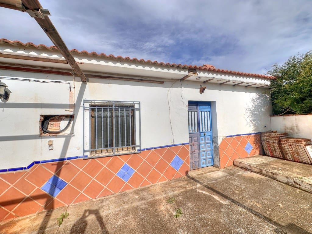 4 soveværelse Finca/Landehus til salg i Antequera - € 295.000 (Ref: 8727393)