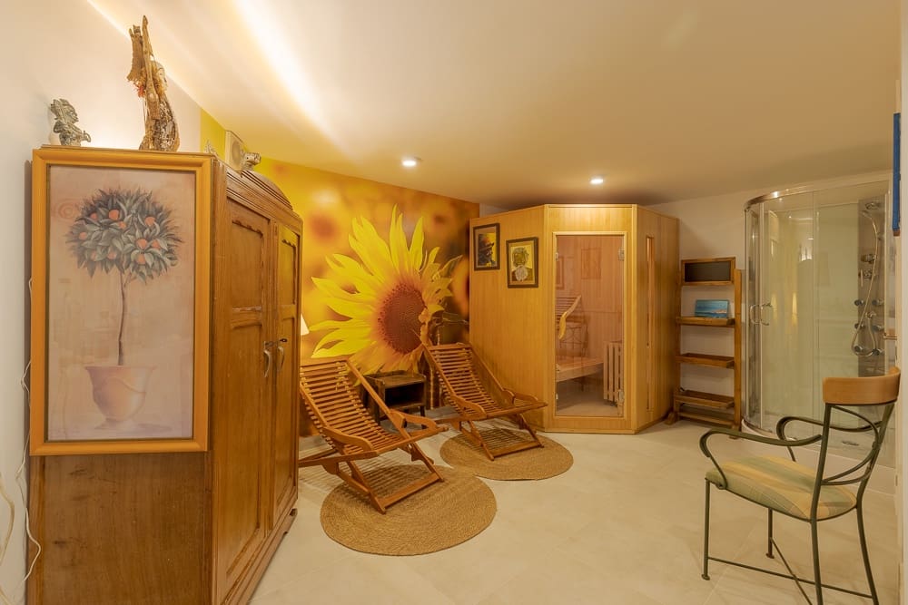 7 soveværelse Finca/Landehus til salg i Alfarnatejo med swimmingpool - € 450.000 (Ref: 8755270)