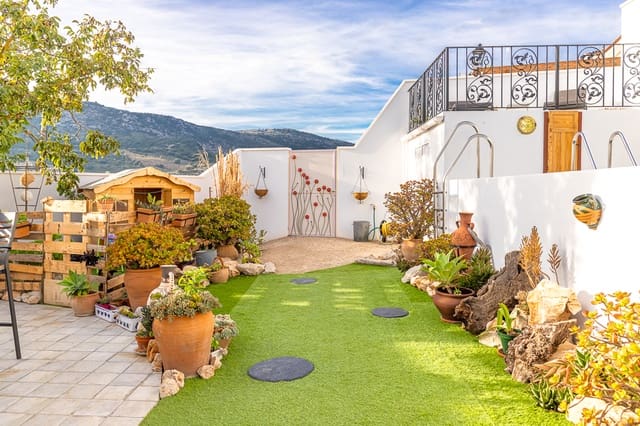 7 soverom Finca/Herregård til salgs i Alfarnatejo med svømmebasseng - € 450 000 (Ref: 8755270)