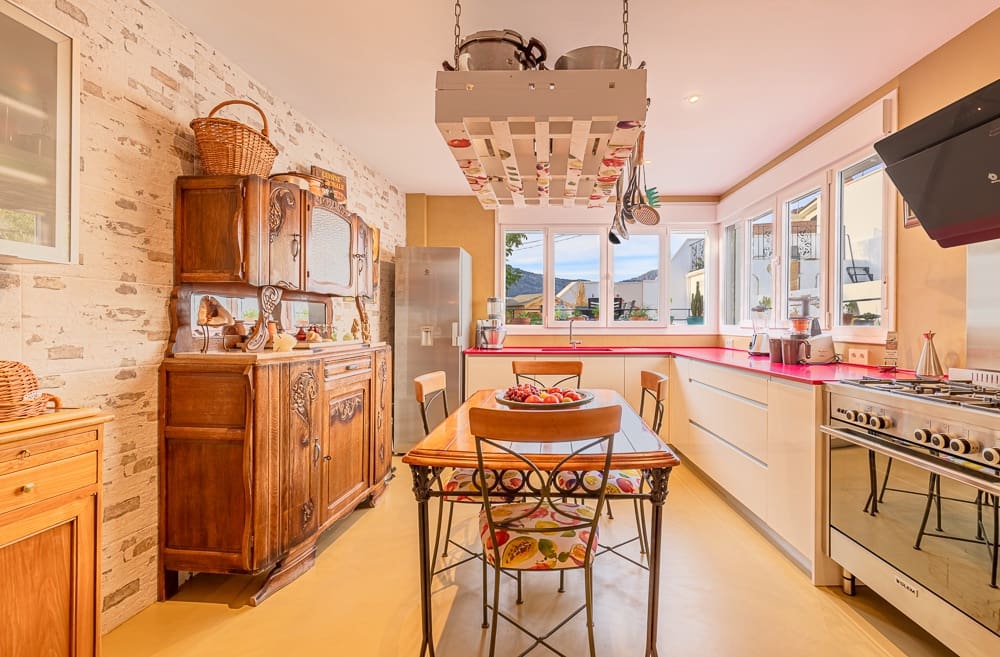 7 soveværelse Finca/Landehus til salg i Alfarnatejo med swimmingpool - € 450.000 (Ref: 8755270)