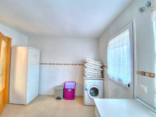 2 makuuhuone Omakotitalo myytävänä paikassa Benajarafe, Vélez-Málaga mukana uima-altaan - 340 000 € (Ref: 8781063)