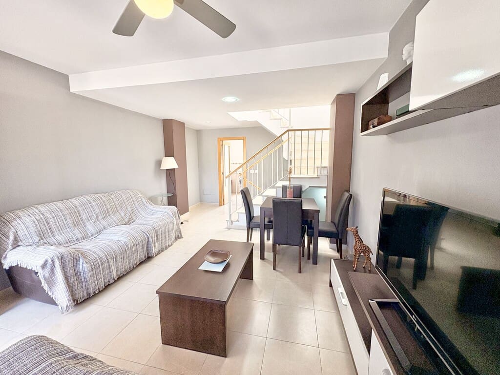 2 bedroom Townhouse for sale in Almayate with pool garage - € 330,000 (Ref: 8781063)