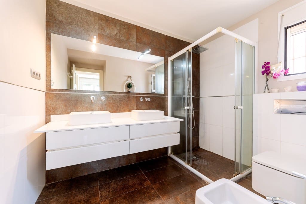 7 sypialnia Willa na sprzedaż w Alhaurin de la Torre z basenem garażem - 985 000 € (Ref: 8791774)