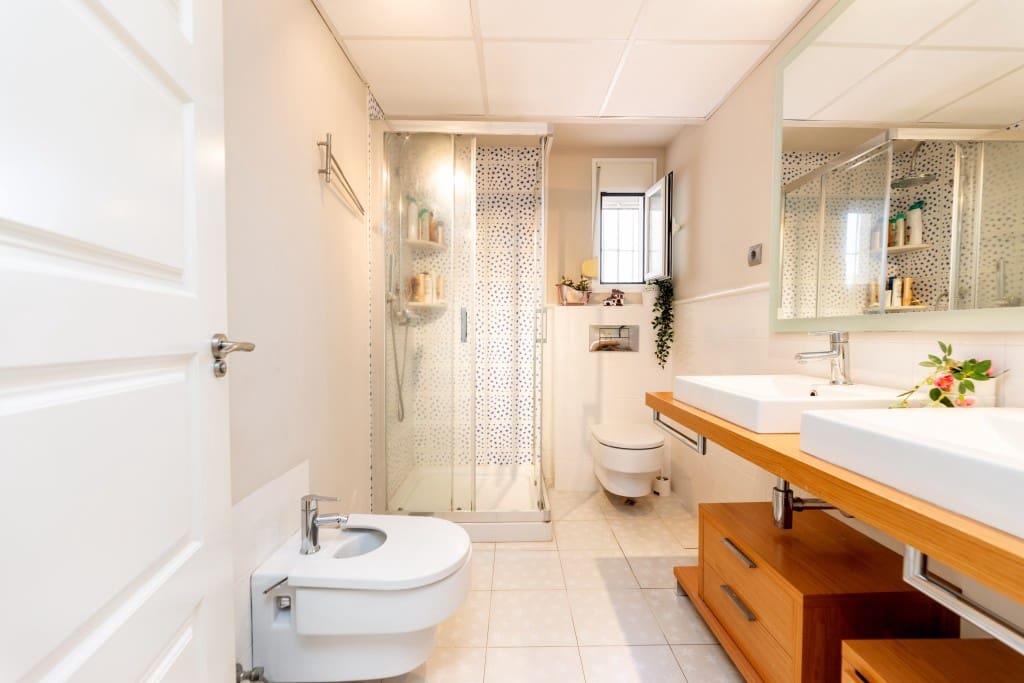 7 sypialnia Willa na sprzedaż w Alhaurin de la Torre z basenem garażem - 985 000 € (Ref: 8791774)