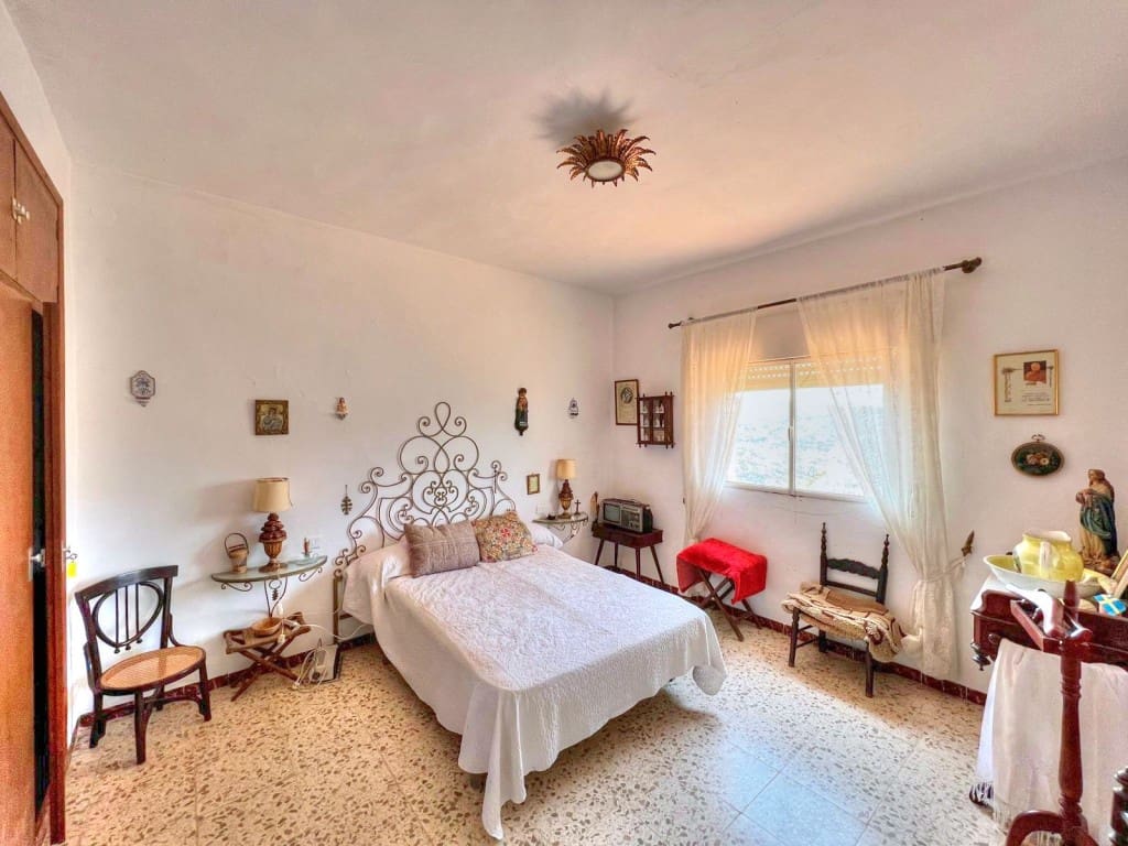 4 sypialnia Finka/Dom wiejski na sprzedaż w Colmenar z basenem - 650 000 € (Ref: 8848811)