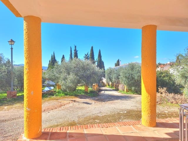 4 soveværelse Finca/Landehus til salg i Colmenar med swimmingpool - € 650.000 (Ref: 8848811)