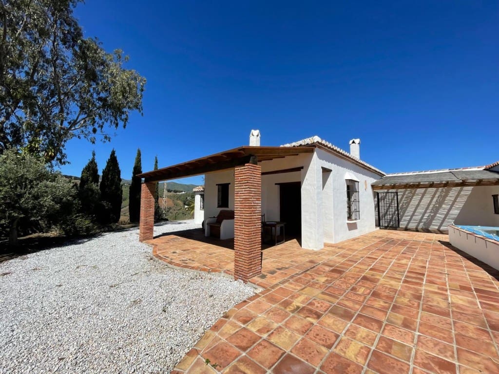 3 chambre Finca/Maison de Campagne à vendre à Almachar avec piscine - 365 000 € (Ref: 8851423)