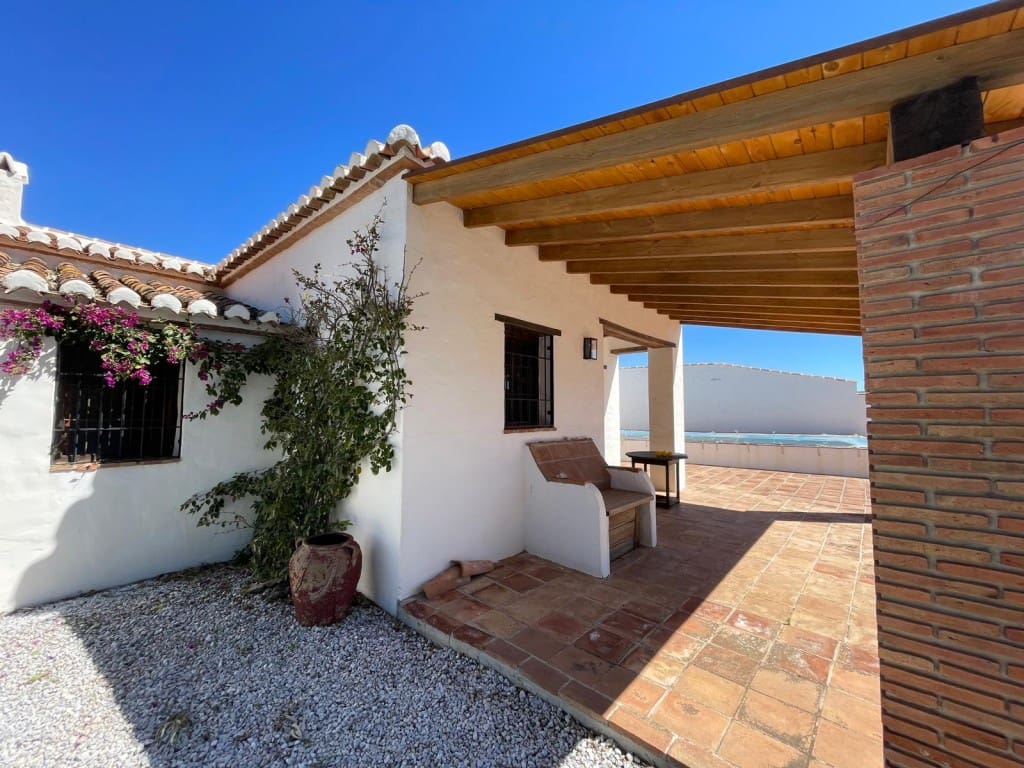 3 chambre Finca/Maison de Campagne à vendre à Almachar avec piscine - 365 000 € (Ref: 8851423)