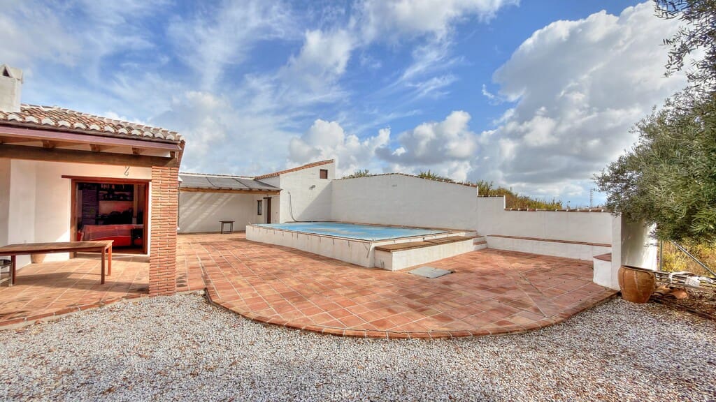 3 soveværelse Finca/Landehus til salg i Almachar med swimmingpool - € 329.000 (Ref: 8851423)