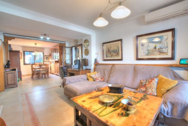 3 slaapkamer Halfvrijstaande villa te koop in Alhaurín de la Torre met zwembad garage - € 525.000 (Ref: 8879421)