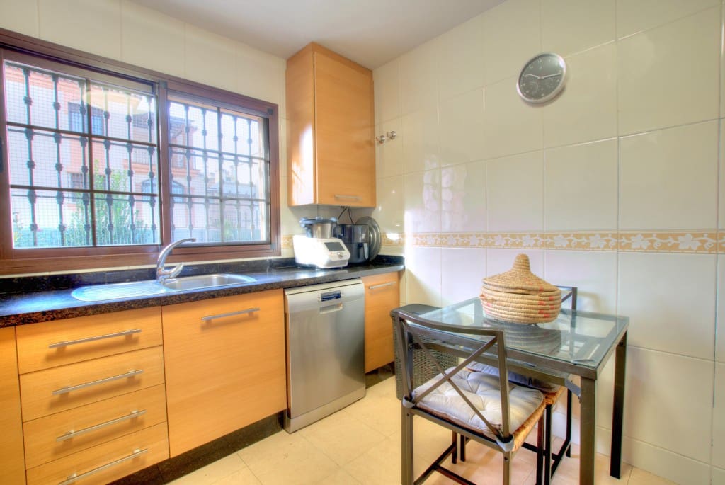 3 soveværelse Semi-Rækkehus til salg i Alhaurin de la Torre med swimmingpool garage - € 525.000 (Ref: 8879421)