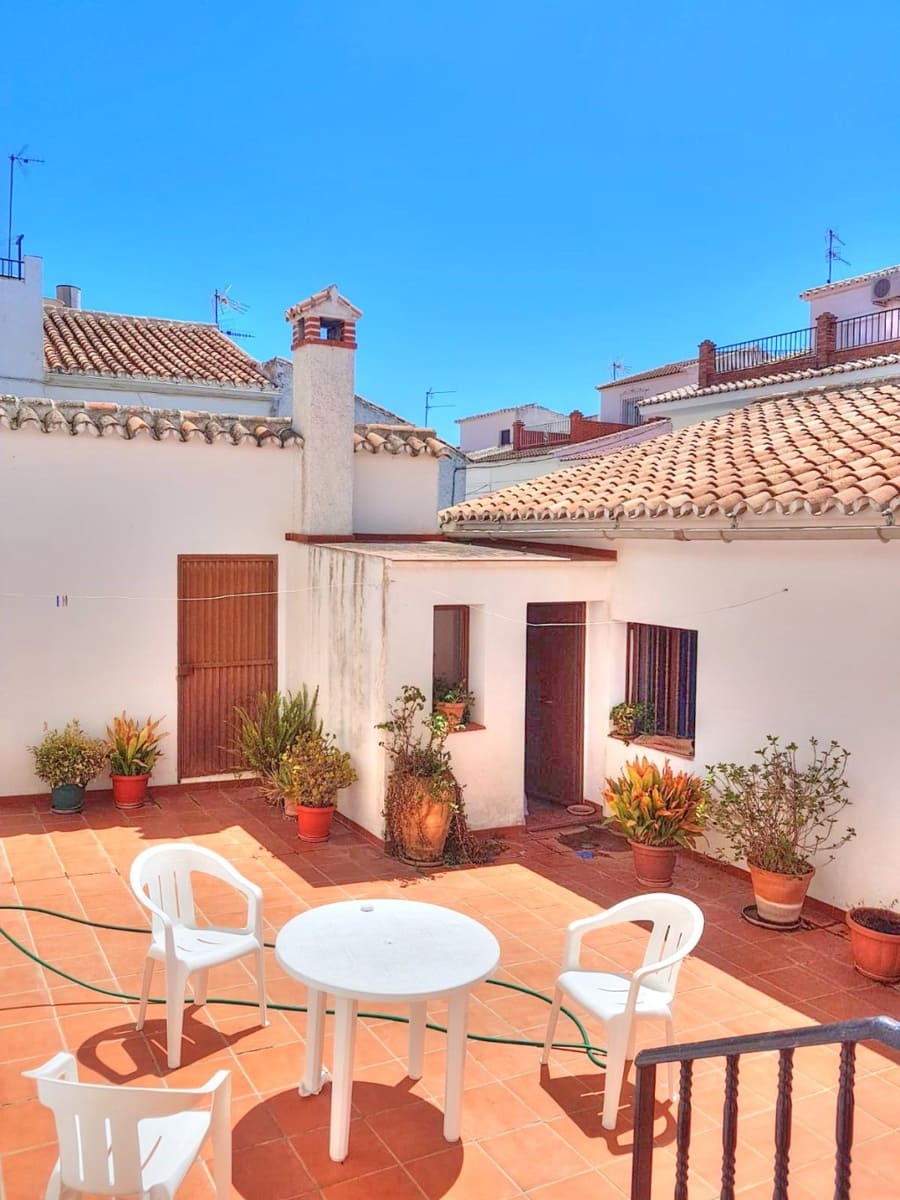 6 sypialnia Dom do wynajęcia w Periana z garażem - 1 000 € (Ref: 8899842)