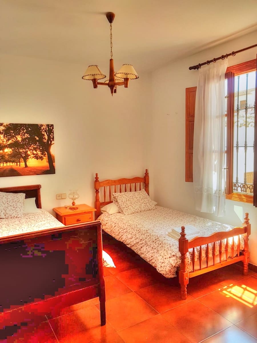 6 sypialnia Dom do wynajęcia w Periana z garażem - 1 000 € (Ref: 8899842)