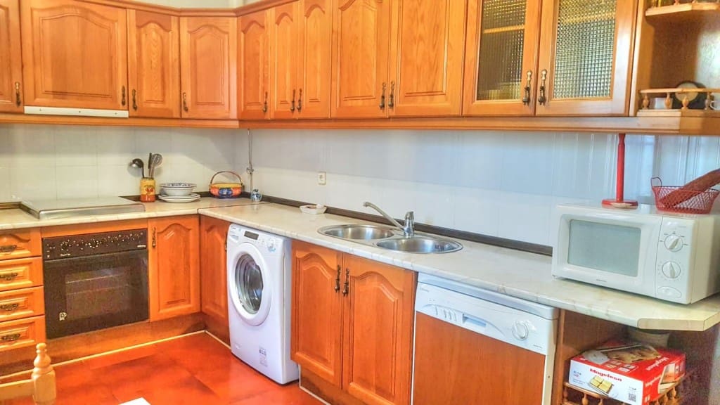 6 sypialnia Dom do wynajęcia w Periana z garażem - 1 000 € (Ref: 8899842)