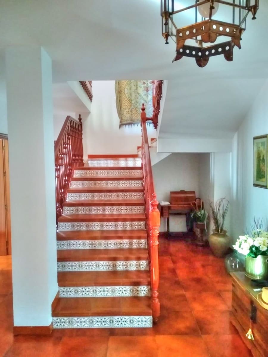 6 sypialnia Dom do wynajęcia w Periana z garażem - 1 000 € (Ref: 8899842)