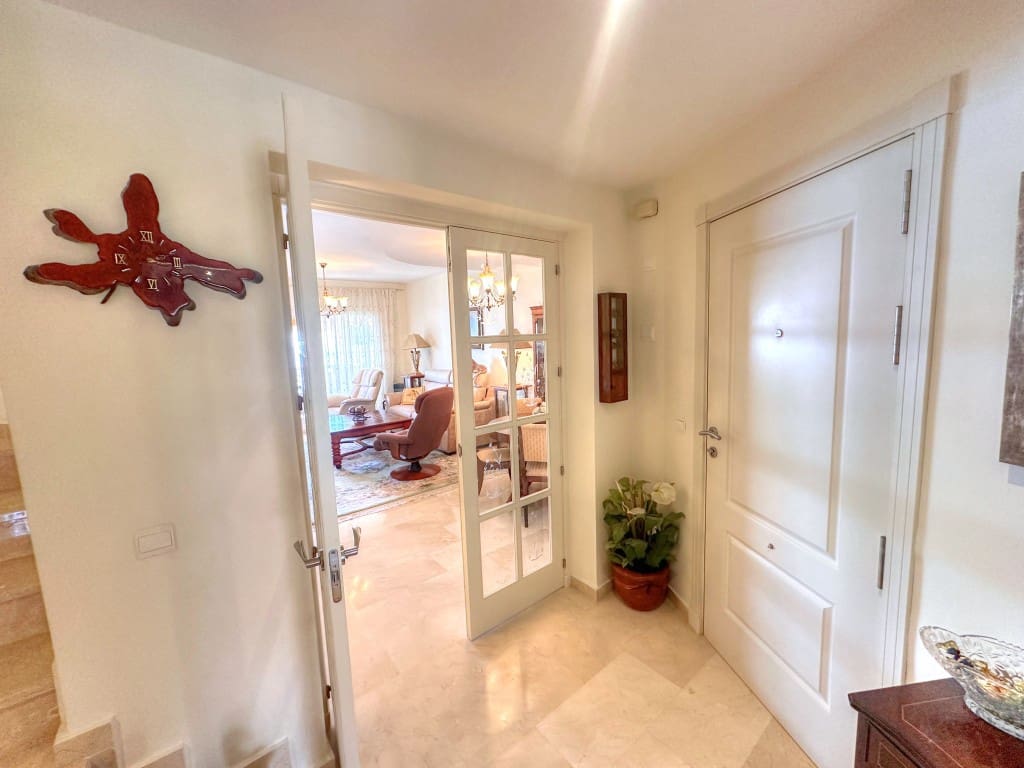 3 soveværelse Penthouse til salg i Torrox-Costa med swimmingpool - € 795.000 (Ref: 8907291)