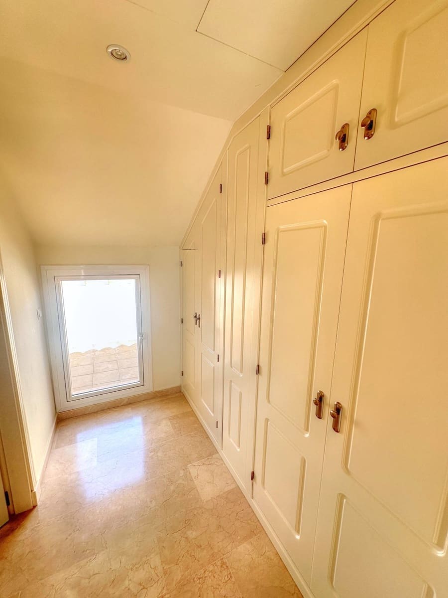 3 soveværelse Penthouse til salg i Torrox-Costa med swimmingpool - € 795.000 (Ref: 8907291)