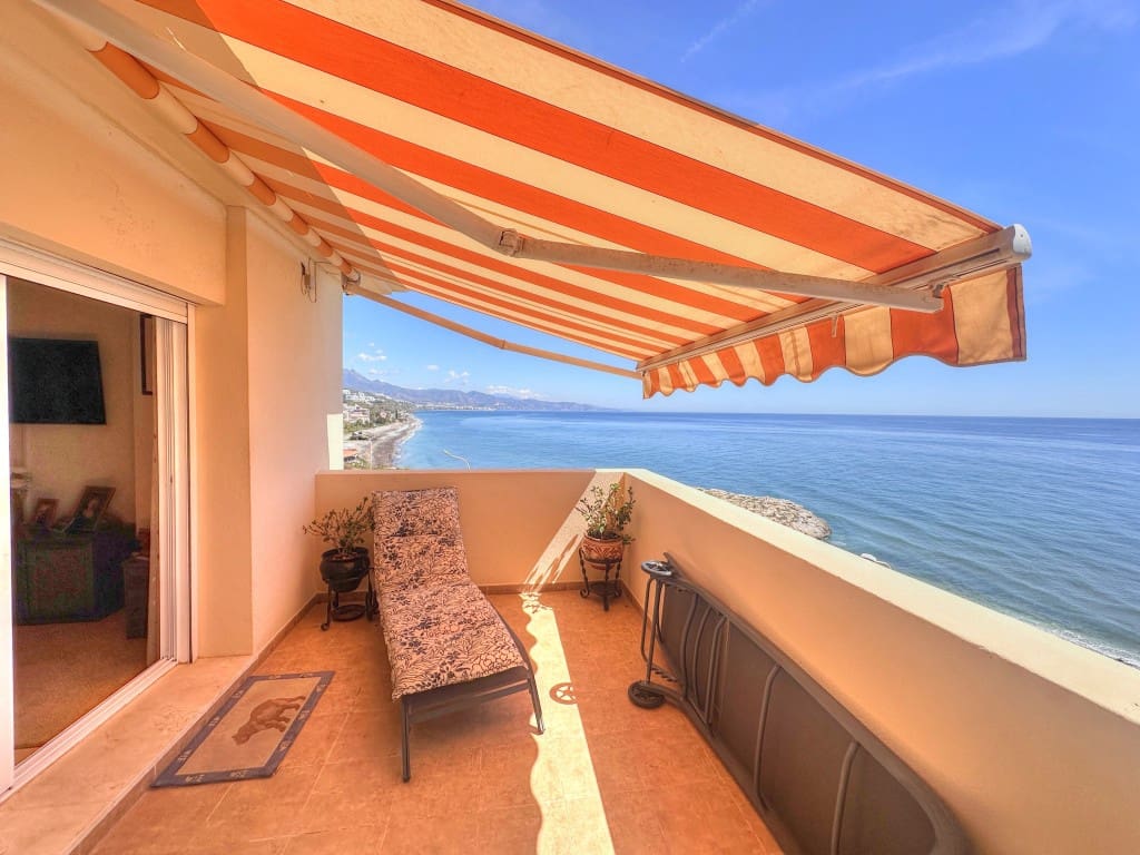 3 soveværelse Penthouse til salg i Torrox-Costa med swimmingpool - € 795.000 (Ref: 8907291)