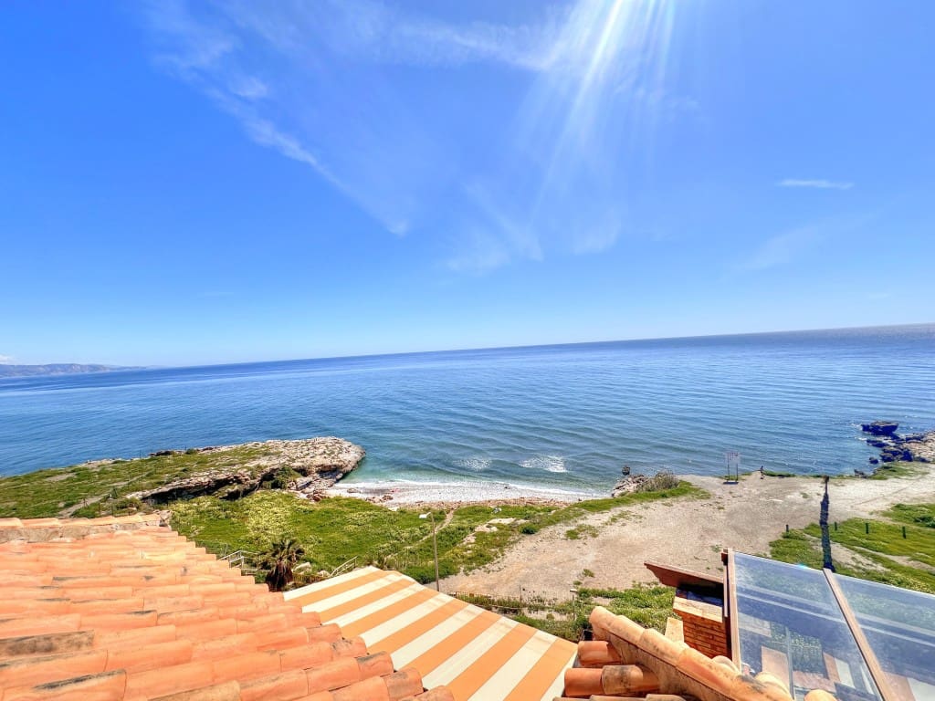 3 soveværelse Penthouse til salg i Torrox-Costa med swimmingpool - € 795.000 (Ref: 8907291)