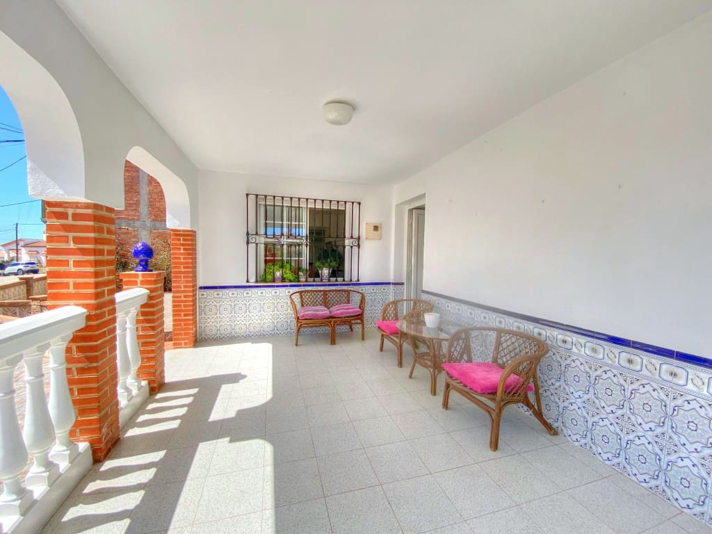 3 soverom Villa til salgs i Benajarafe med garasje - € 315 000 (Ref: 8921184)