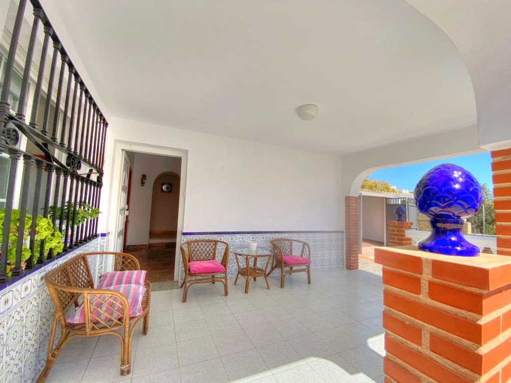 3 soverom Villa til salgs i Benajarafe med garasje - € 315 000 (Ref: 8921184)