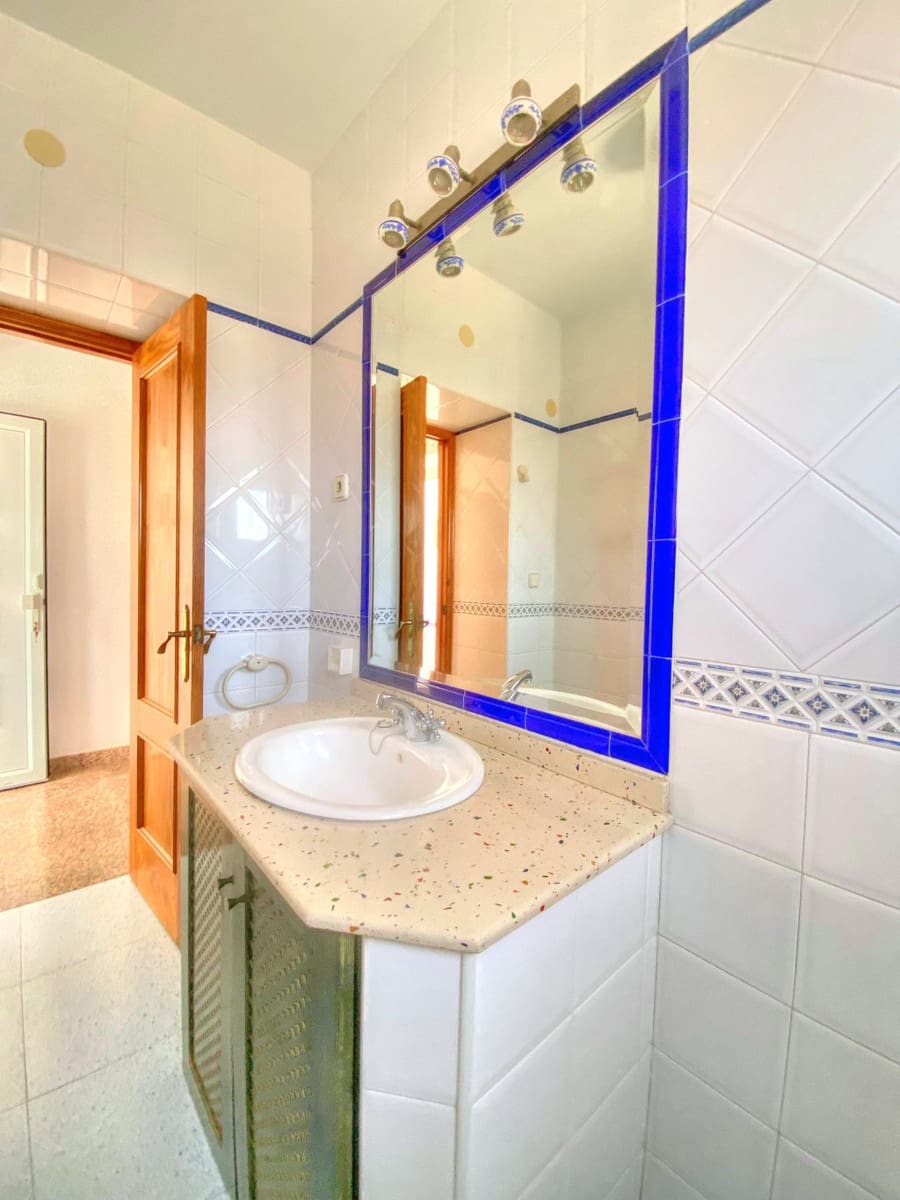 3 soverom Villa til salgs i Benajarafe med garasje - € 315 000 (Ref: 8921184)