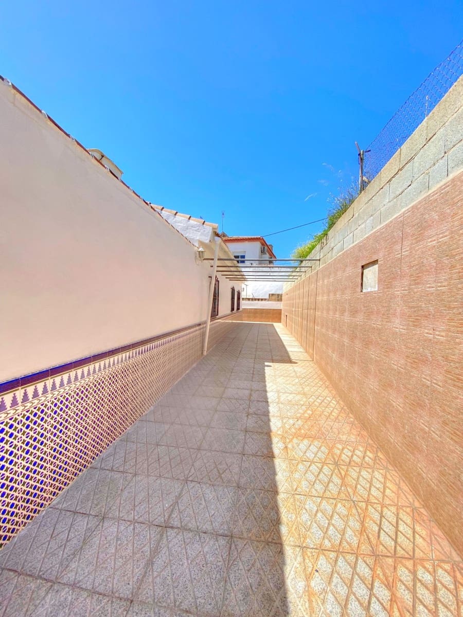 3 soverom Villa til salgs i Benajarafe med garasje - € 315 000 (Ref: 8921184)