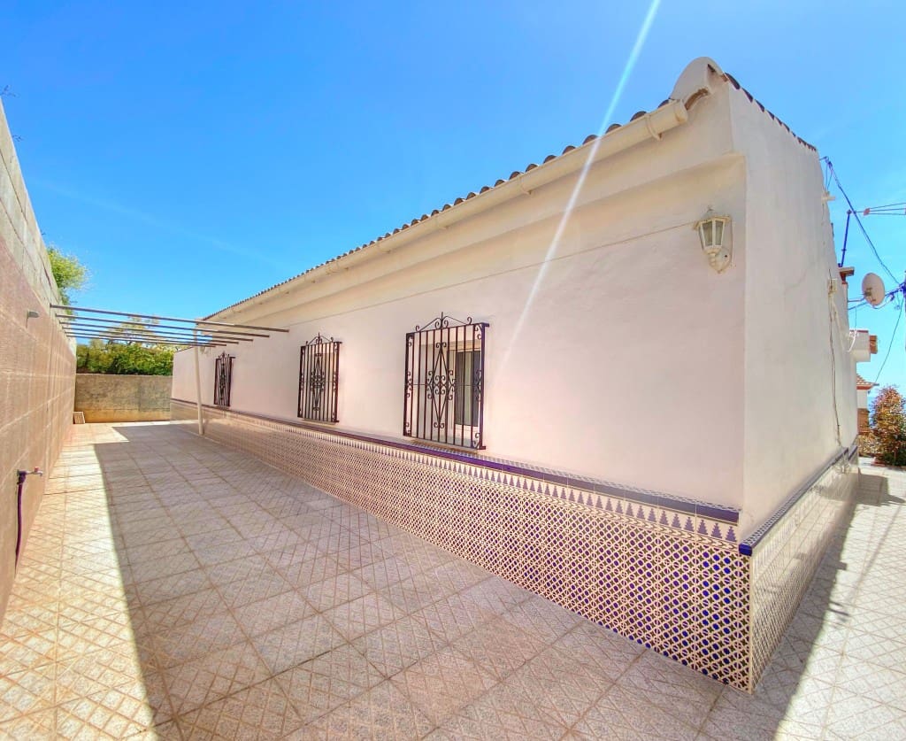 3 soverom Villa til salgs i Benajarafe med garasje - € 315 000 (Ref: 8921184)