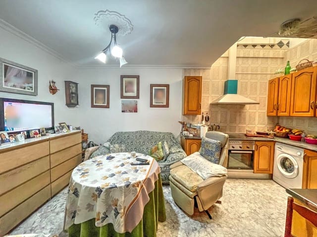 4 soveværelse Byhus til salg i Canillas de Aceituno - € 140.000 (Ref: 8923683)