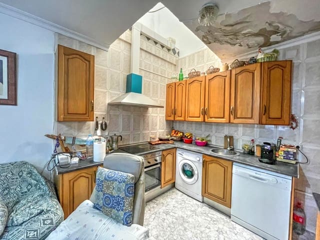 4 soveværelse Byhus til salg i Canillas de Aceituno - € 140.000 (Ref: 8923683)