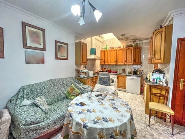 4 soveværelse Byhus til salg i Canillas de Aceituno - € 140.000 (Ref: 8923683)