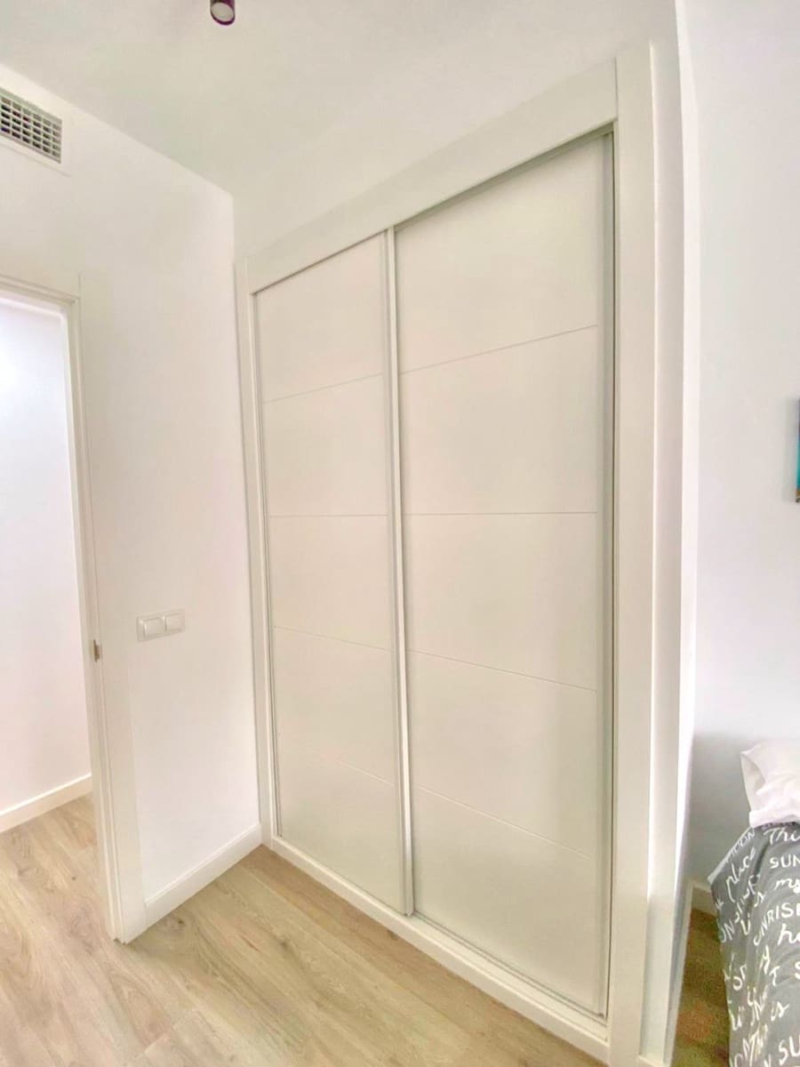 2 soverom Leilighet til salgs i Benajarafe med svømmebasseng garasje - € 950 (Ref: 8971964)