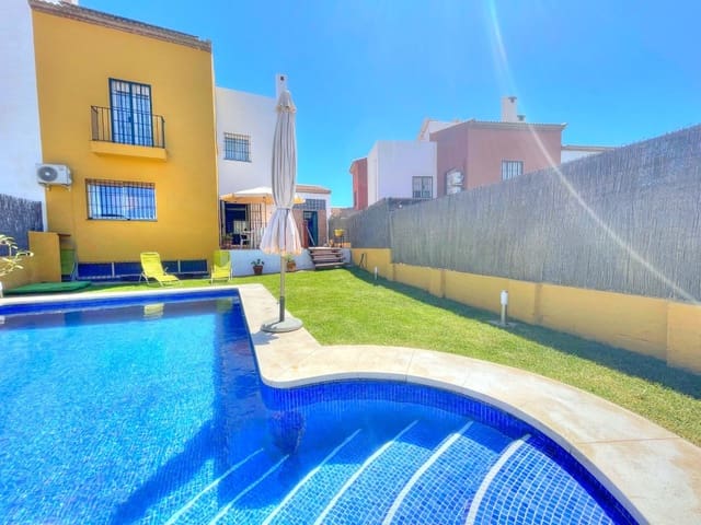 4 sypialnia Dom blizniak na sprzedaż w Chilches, Vélez-Málaga z basenem garażem - 690 000 € (Ref: 9002866)