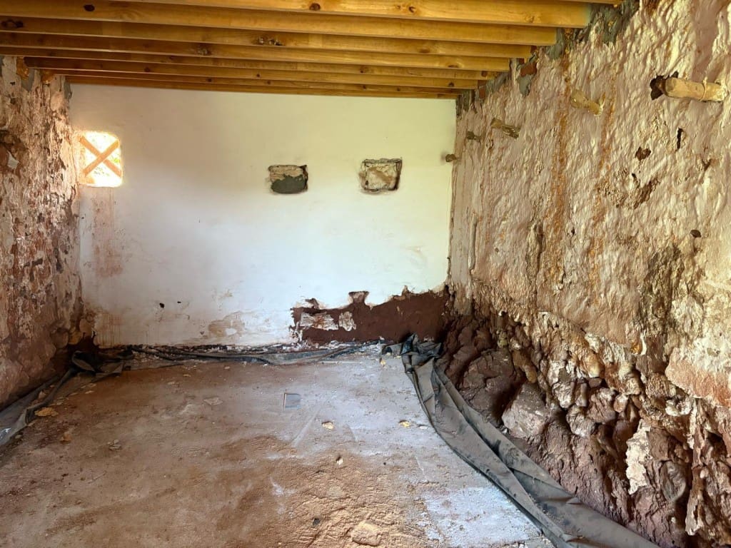 5 sypialnia Finka/Dom wiejski na sprzedaż w Casabermeja - 150 000 € (Ref: 9017370)