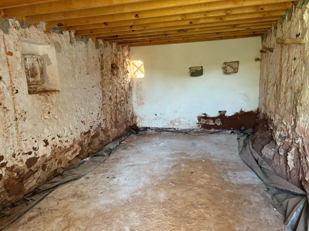 5 sypialnia Finka/Dom wiejski na sprzedaż w Casabermeja - 150 000 € (Ref: 9017370)