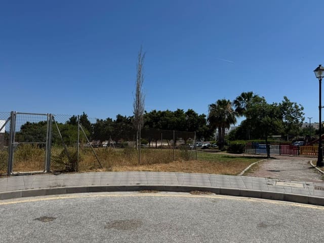Building Plot for sale in Torre del Mar, Vélez-Málaga - € 285,000 (Ref: 9036435)
