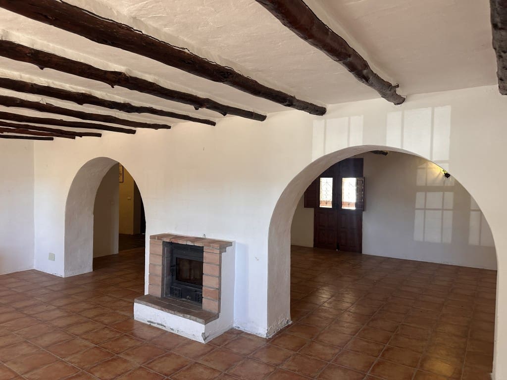 4 soverom Finca/Herregård til salgs i Colmenar med svømmebasseng - € 299 000 (Ref: 9048542)