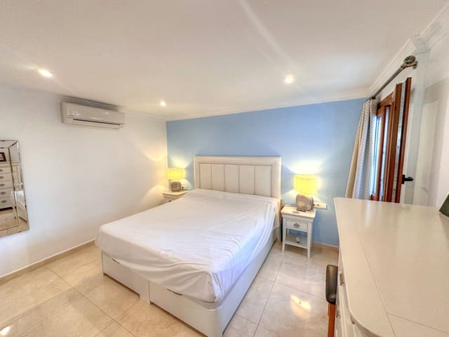 5 sypialnia Willa na sprzedaż w Iznate z basenem - 545 000 € (Ref: 9084970)