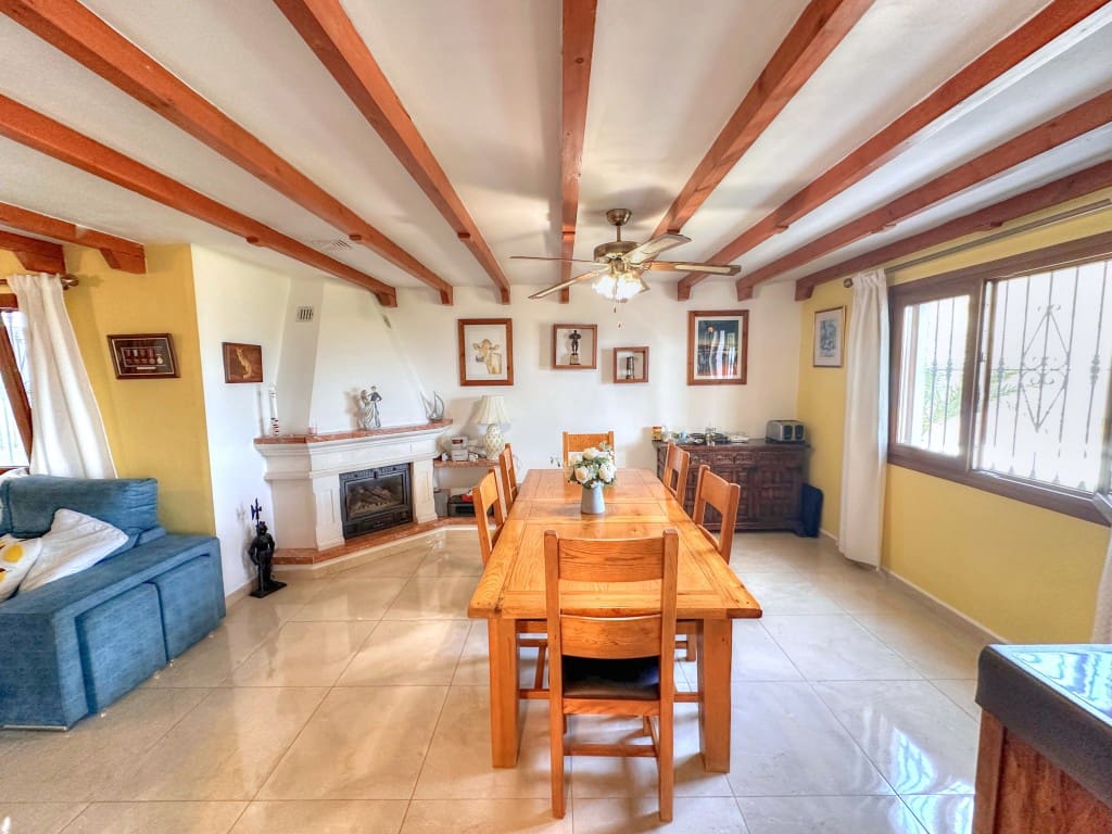 5 soveværelse Villa til salg i Iznate med swimmingpool - € 545.000 (Ref: 9084970)