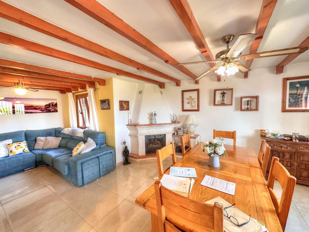 5 soveværelse Villa til salg i Iznate med swimmingpool - € 545.000 (Ref: 9084970)