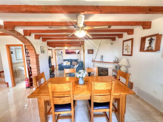 5 sypialnia Willa na sprzedaż w Iznate z basenem - 545 000 € (Ref: 9084970)