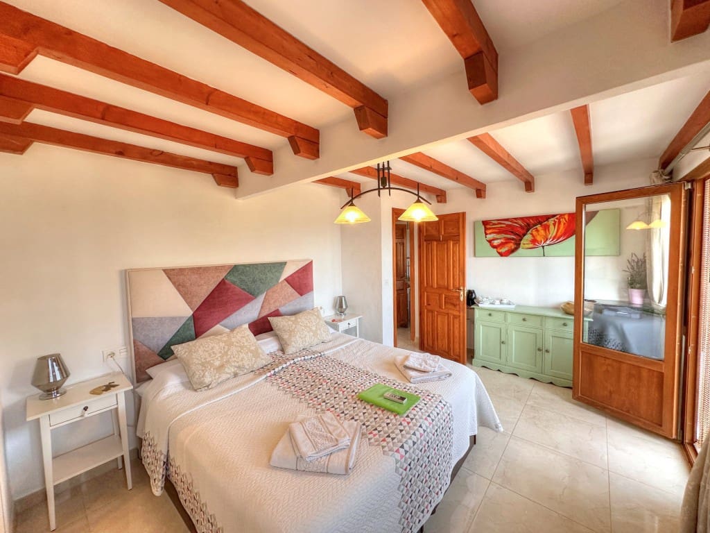 5 soveværelse Villa til salg i Iznate med swimmingpool - € 545.000 (Ref: 9084970)