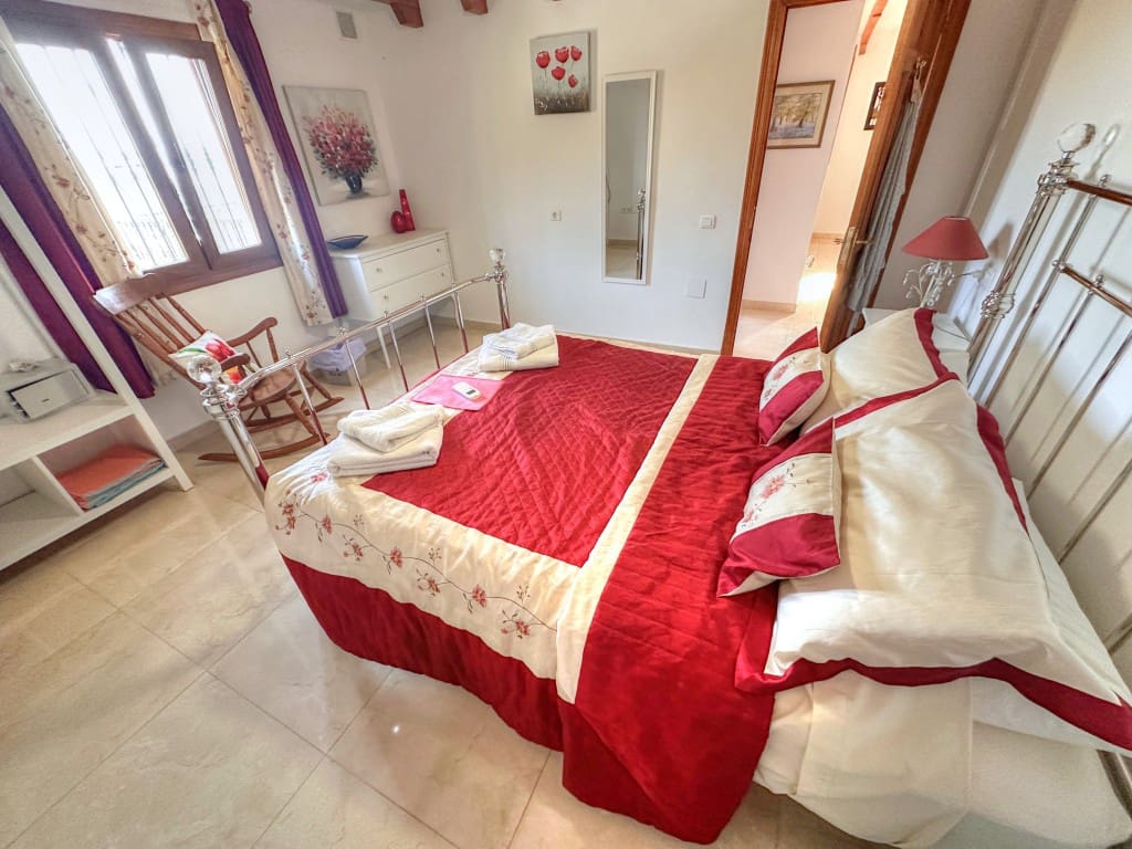 5 soveværelse Villa til salg i Iznate med swimmingpool - € 545.000 (Ref: 9084970)