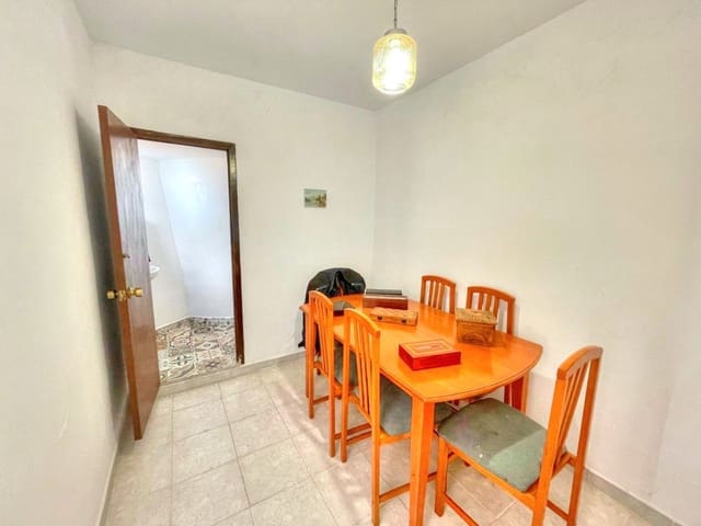 4 soveværelse Byhus til salg i Almáchar - € 108.000 (Ref: 9106343)